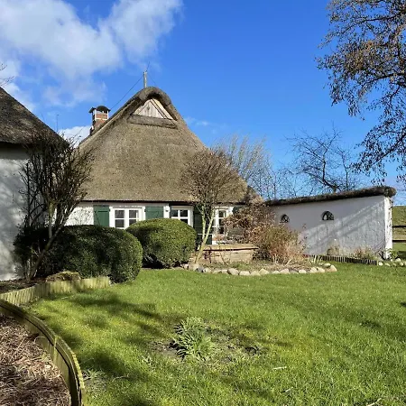 Friesenkate Am Seedeich Hillgroven